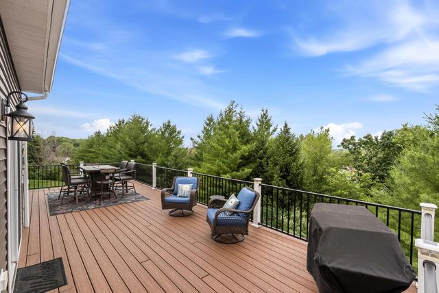 387 Drumlin LOOP, Ripon, WI 54971