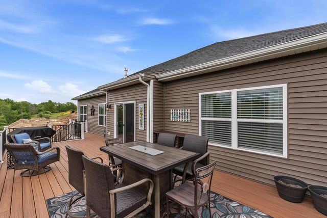 387 Drumlin LOOP, Ripon, WI 54971