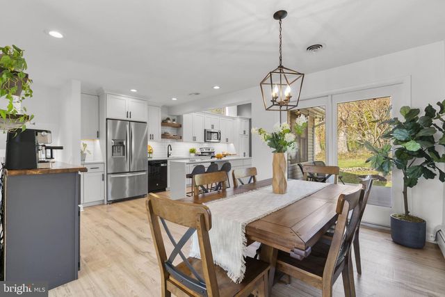 1918 LISMORE LN, Catonsville, MD 21228