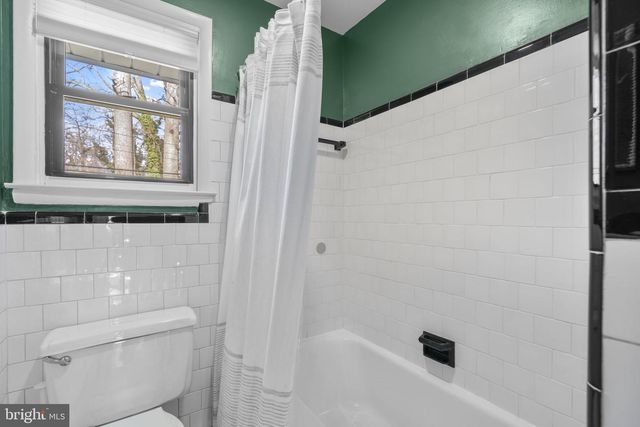 1918 LISMORE LN, Catonsville, MD 21228