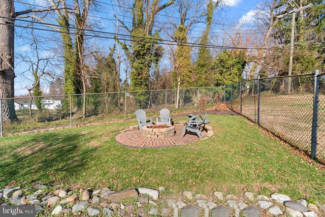 1918 LISMORE LN, Catonsville, MD 21228