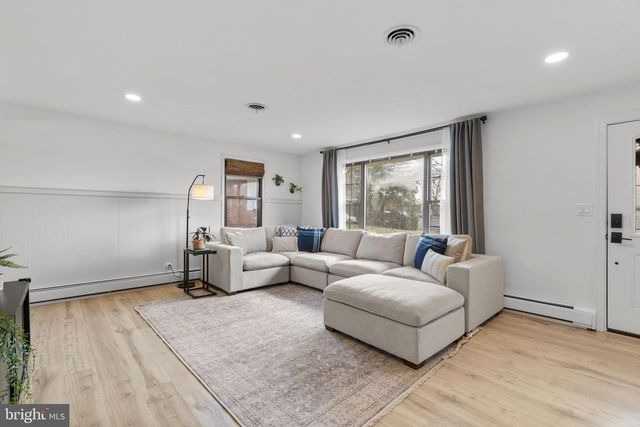 1918 LISMORE LN, Catonsville, MD 21228