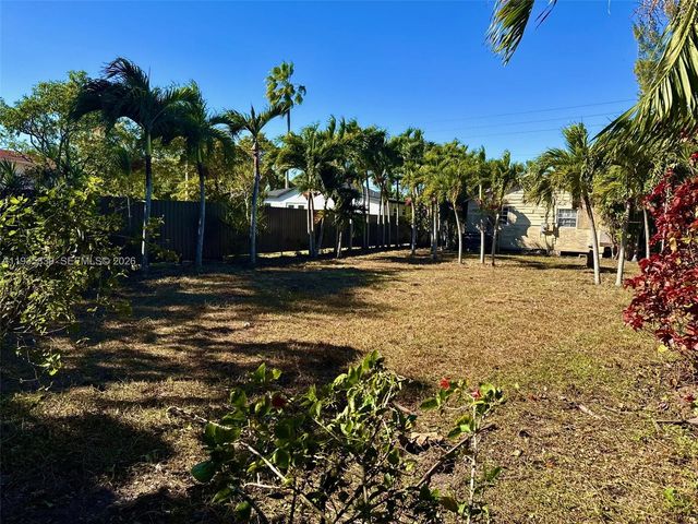 11741 NE 13th Ave, Miami, FL 33161