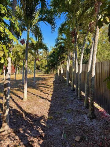 11741 NE 13th Ave, Miami, FL 33161