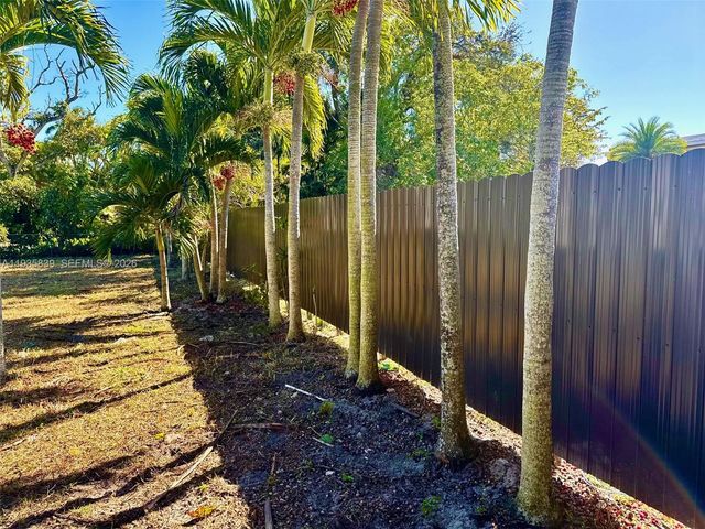 11741 NE 13th Ave, Miami, FL 33161