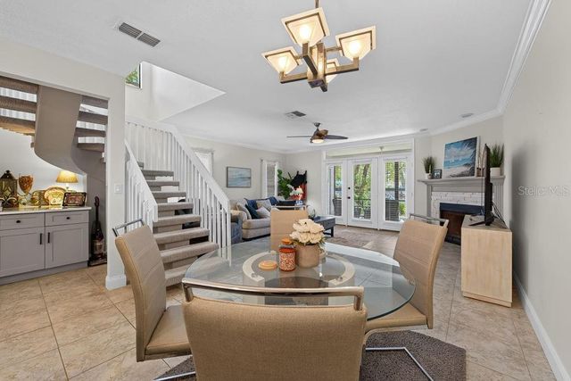 1672 WATERMARK CIRCLE NE, St Petersburg, FL 33702