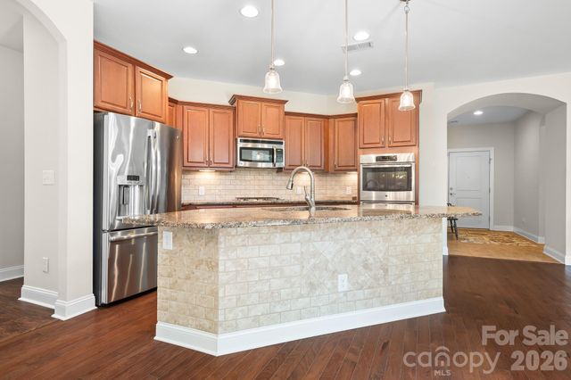 127 Brawley Point Circle, Mooresville, NC 28117