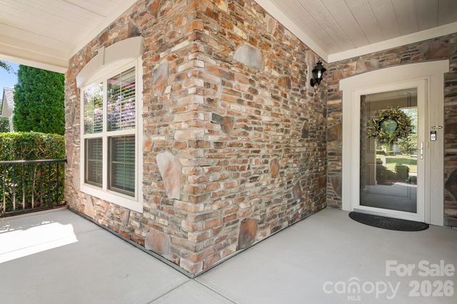 127 Brawley Point Circle, Mooresville, NC 28117