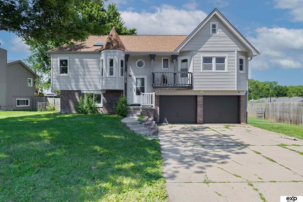 3312 Henery Road, Bellevue, NE 68123
