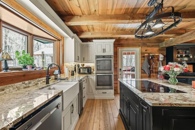 1371 S Copperstone Court, Martinsville, IN 46151