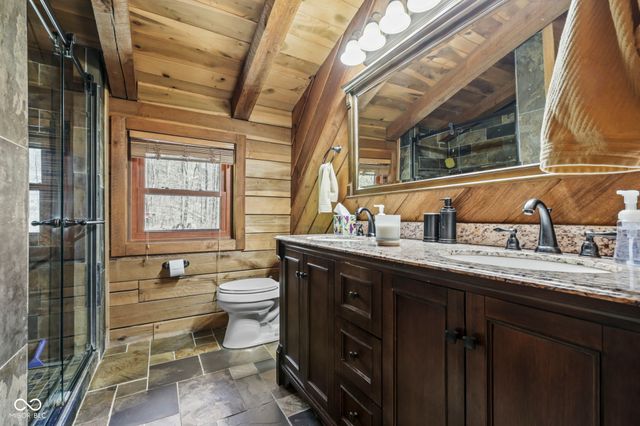 1371 S Copperstone Court, Martinsville, IN 46151