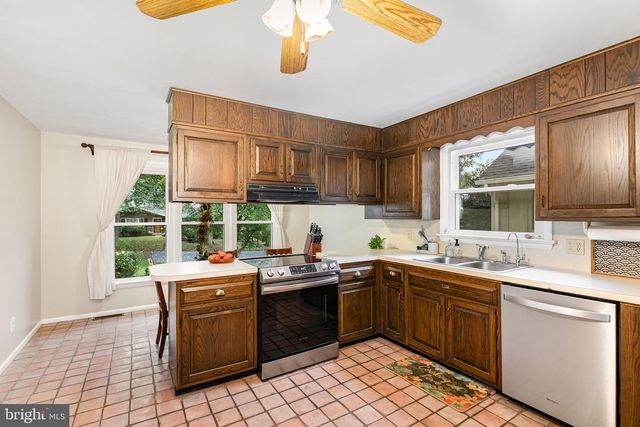171 WESTVIEW DR, Elizabethtown, PA 17022