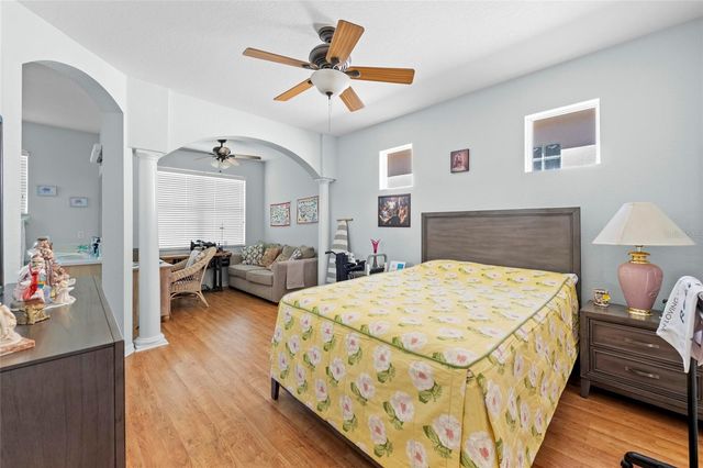 7708 32ND STREET E, Sarasota, FL 34243