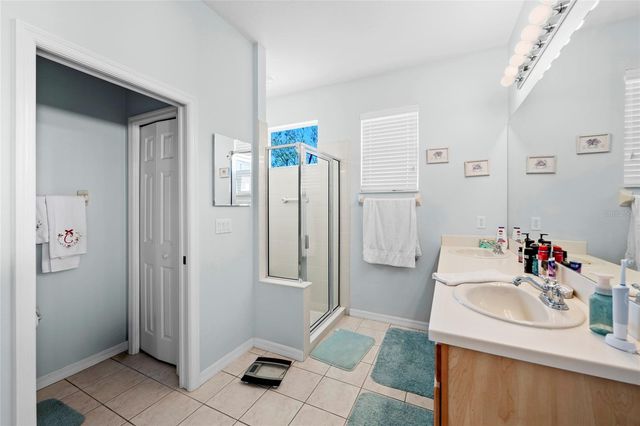 7708 32ND STREET E, Sarasota, FL 34243