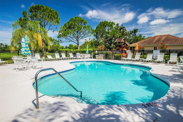 7708 32ND STREET E, Sarasota, FL 34243