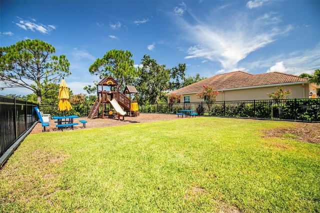 7708 32ND STREET E, Sarasota, FL 34243