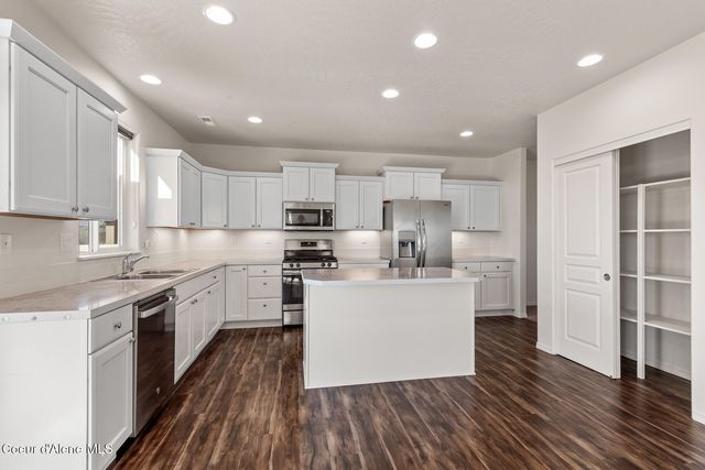 12981 N GONDOLA ST, Rathdrum, ID 83858