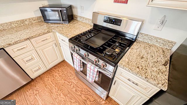 817 Lorraine Lane, Stockbridge, GA 30281