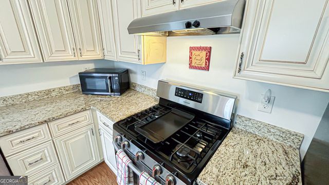 817 Lorraine Lane, Stockbridge, GA 30281