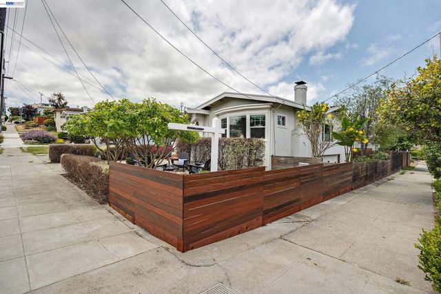 1401 Excelsior Ave, Oakland, CA 94602