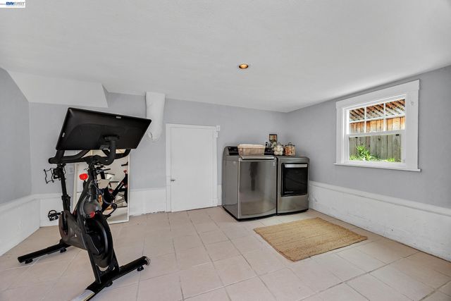 1401 Excelsior Ave, Oakland, CA 94602