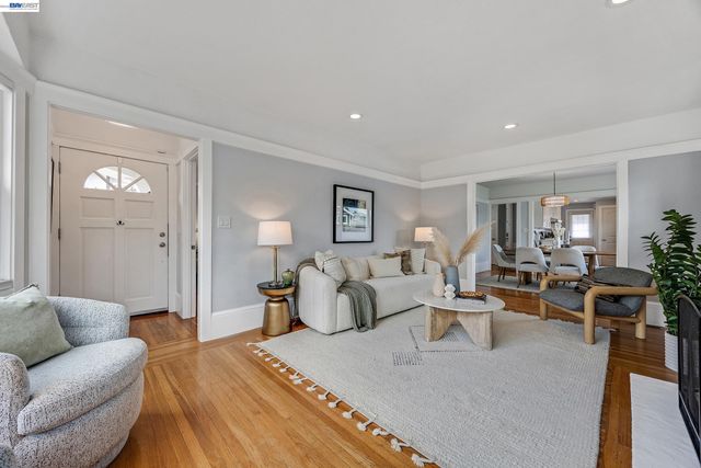1401 Excelsior Ave, Oakland, CA 94602