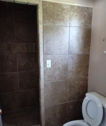 121 E Texas, Walters, OK 73572