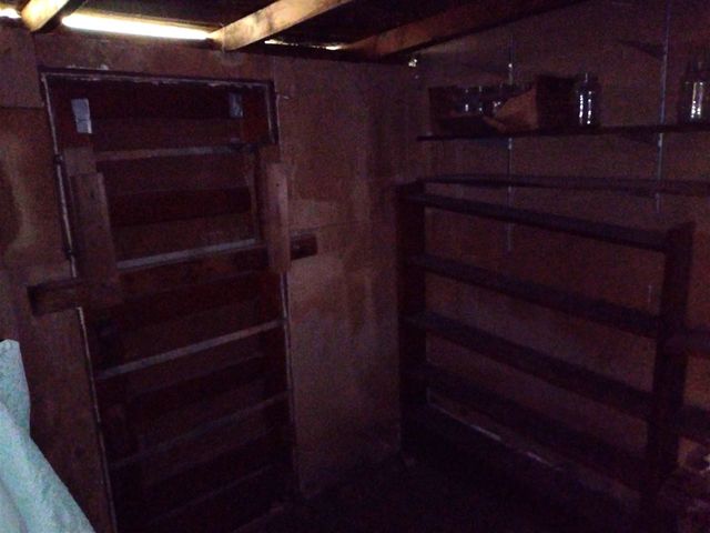 121 E Texas, Walters, OK 73572