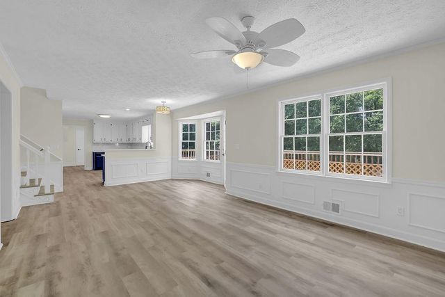 1975 Lakewood Trace, Grayson, GA 30017