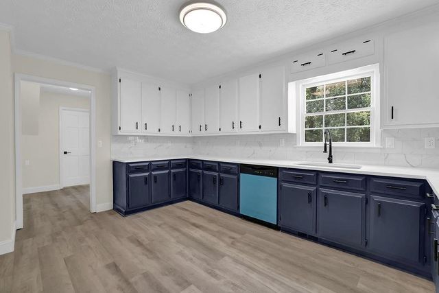 1975 Lakewood Trace, Grayson, GA 30017