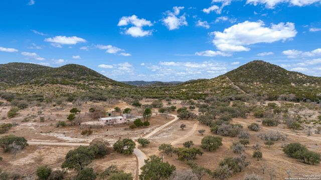 1560 Coal Kiln, Medina, TX 78055