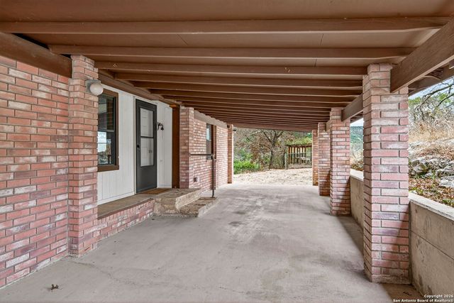 1560 Coal Kiln, Medina, TX 78055