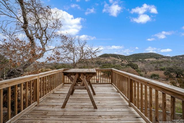 1560 Coal Kiln, Medina, TX 78055