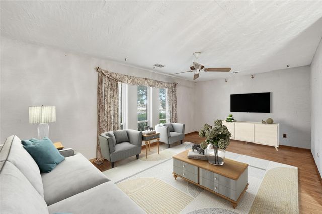 6405 W Red Bird Lane, Dallas, TX 75236