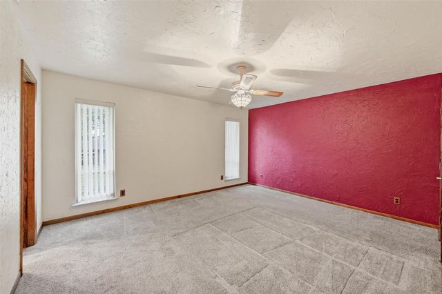 6405 W Red Bird Lane, Dallas, TX 75236