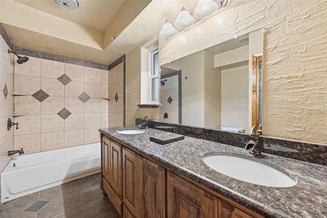 6405 W Red Bird Lane, Dallas, TX 75236