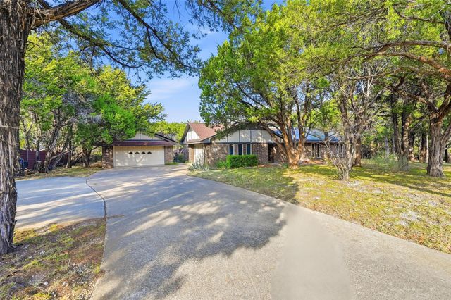 6405 W Red Bird Lane, Dallas, TX 75236