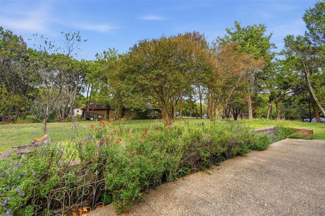 6405 W Red Bird Lane, Dallas, TX 75236