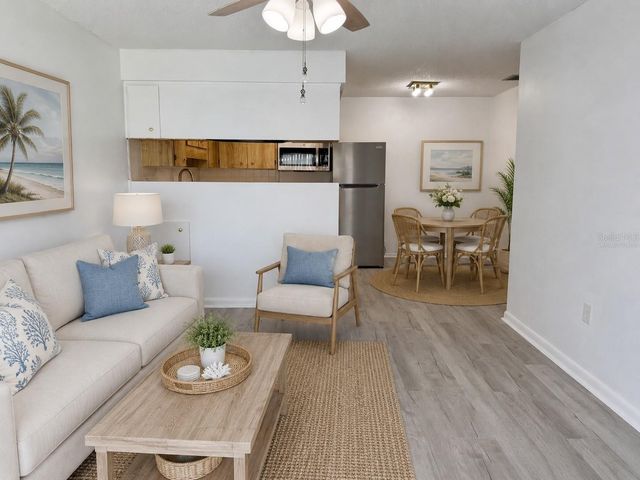 4313 TAHITIAN GARDENS CIRCLE C, Holiday, FL 34691