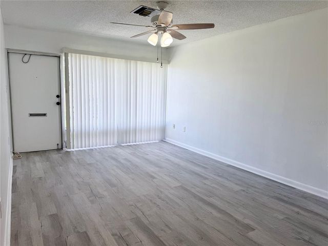 4313 TAHITIAN GARDENS CIRCLE C, Holiday, FL 34691