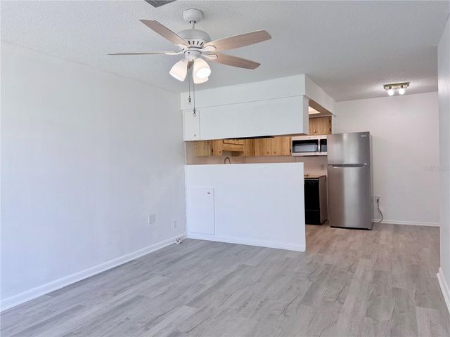 4313 TAHITIAN GARDENS CIRCLE C, Holiday, FL 34691