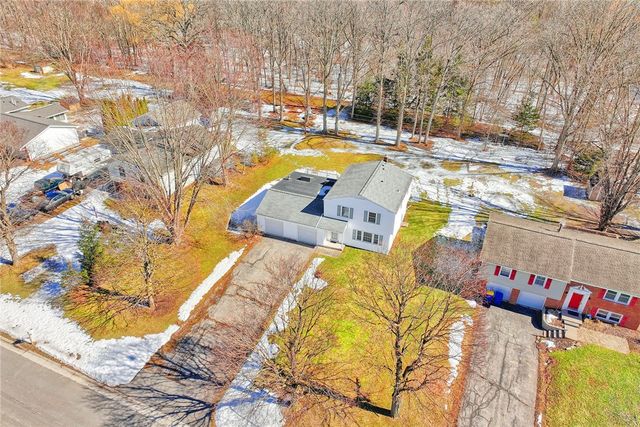 110 Hillary Drive, Chili, NY 14224