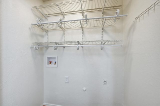 1751 Dynasty Circle, Glenn Heights, TX 75154