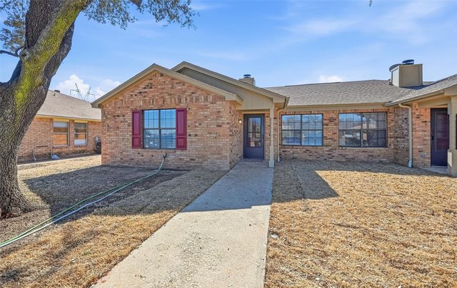1751 Dynasty Circle, Glenn Heights, TX 75154