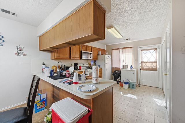 1751 Dynasty Circle, Glenn Heights, TX 75154