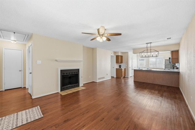 1751 Dynasty Circle, Glenn Heights, TX 75154