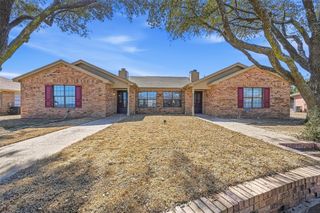 1751 Dynasty Circle, Glenn Heights, TX 75154