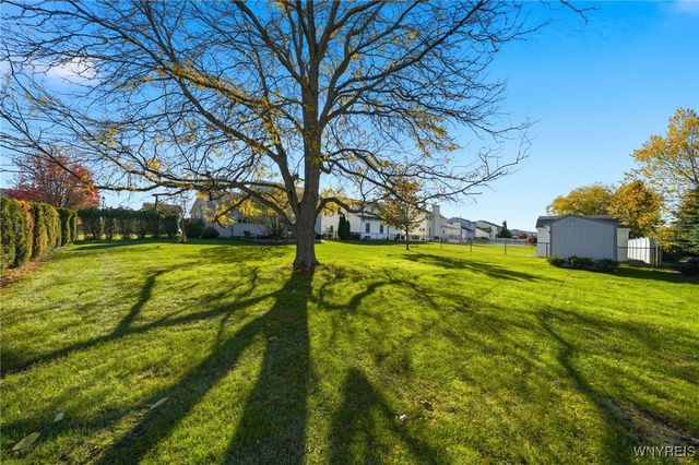 28 Baywood Drive, Cheektowaga, NY 14227