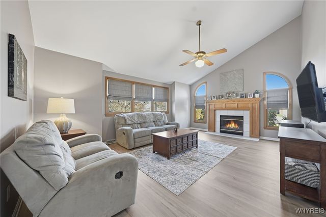 28 Baywood Drive, Cheektowaga, NY 14227