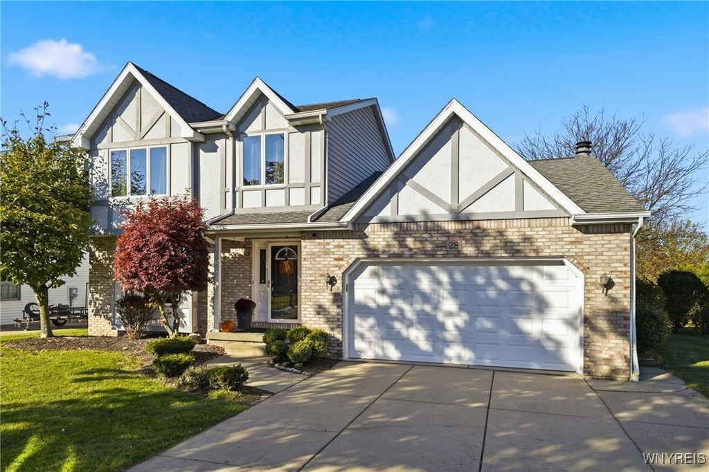28 Baywood Drive, Cheektowaga, NY 14227
